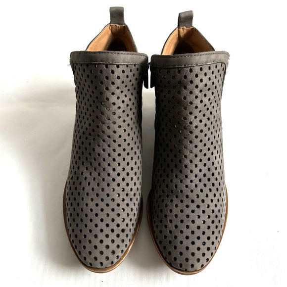 Lucky Brand Basel Double Zip Block Heel Perforated Ankle Booties Dark Stone 7M - Picture 17 of 17